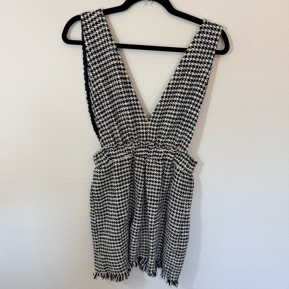 Zara Black and White Houndstooth Button-Front Dress - Picture 4 of 5